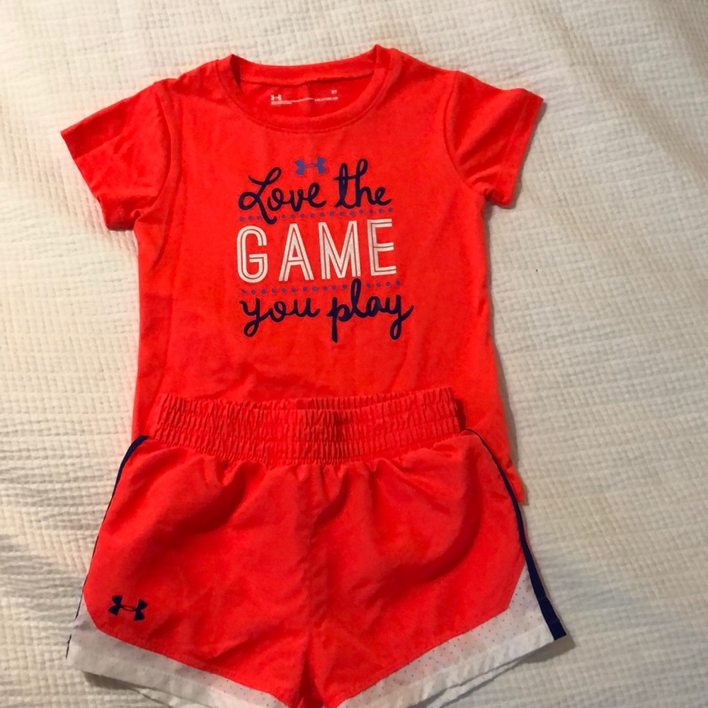 Under Armour girls 3T heatgear shorts and shirt